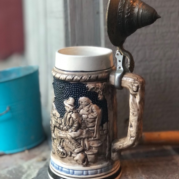 Vintage Hand Painted Lidded Beer Mug - Picture 3 of 6